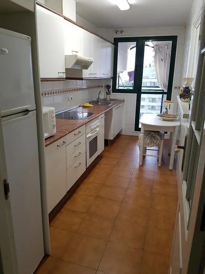 טורמולינוס Habitaciones Bajondillo אכסניה
